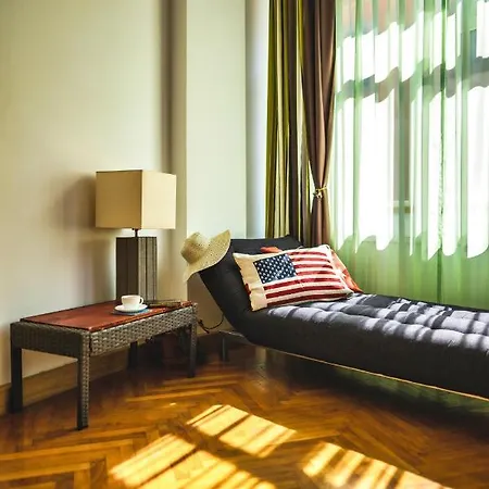 Апартаменти Pinehouse Panoramic Брашов